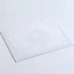 Alfombra de baño tipo toalla
